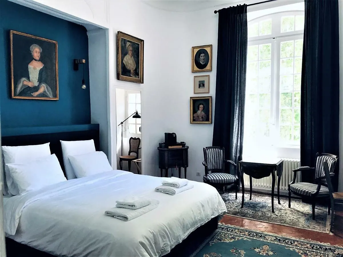 Chateau De Saint-Girons - Luxury Guest House In Provence Aix-en-Provence Bed & Breakfast